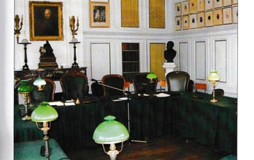 Visite des locaux et explication des activités de l'Académie